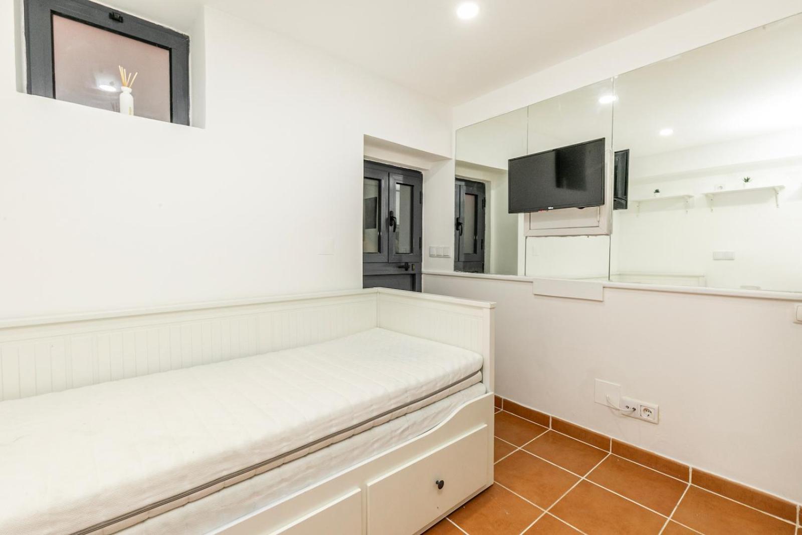 City Center Charm - Lisbon Studio Экстерьер фото